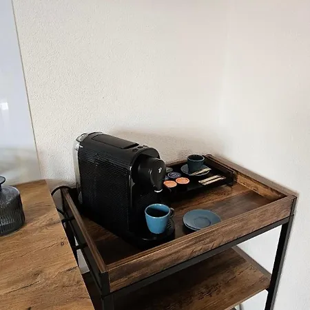 Elodia Luxus Apartment, Wlan, Terrasse, Kueche, Handtuecher 하이덴하임안데어브렌츠