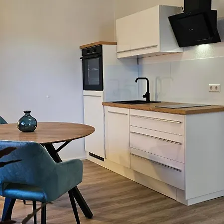 Elodia Luxus Apartment, Wlan, Terrasse, Kueche, Handtuecher 아파트